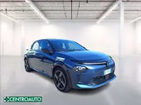 Usata Lancia Ypsilon 61 kW (84 CV) 2024 Blu metallizzato Utilitaria