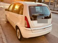 Usata Lancia Musa 95 CV (69 kW) 2011 Bianco Monovolume