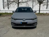 Usata VW Golf VIII Edition 150 CV (110 kW) 2020 Grigio Berlina