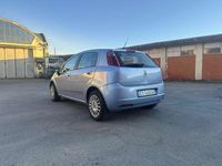 Usata Fiat Grande Punto Dynamic 77 CV (56 kW) 2005 Blu/azzurro Utilitaria