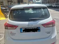 Usata Hyundai ix20 77 CV (56 kW) 2011 Bianco Utilitaria