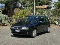 Usata Lancia Ypsilon 60 CV (44 kW) 2000 Nero Utilitaria