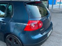 Begagnad VW Golf V 2007 Blå Sedan
