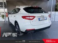 Usata Maserati Levante 250 CV (183 kW) 2017 Blu SUV