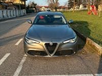 Usata Alfa Romeo Giulia Super 150 CV (110 kW) 2017 Grigio Berlina