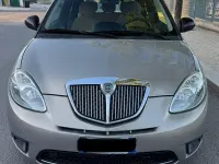 Usata Lancia Ypsilon 75 CV (55 kW) 2012 Giallo Utilitaria