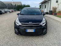 Usata Kia Rio 90 CV (66 kW) 2016 Nero Utilitaria