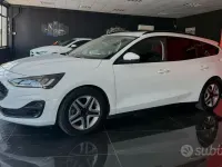 Usata Ford Focus ST-Line 120 CV (88 kW) 2022 Bianco Station wagon
