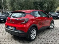 Käytetty Renault Captur Evolution 101 HP (74 kW) 2025 Punainen Katumaasturi