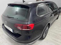 Usata VW Passat R-line 122 CV (89 kW) 2021 Nero Station wagon