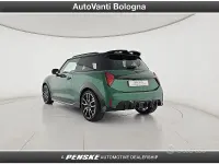 Usata Mini John Cooper Works 156 CV (114 kW) 2025 Verde Utilitaria