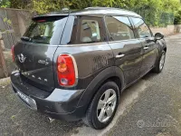 Usata Mini Countryman 111 CV (81 kW) 2016 Verde SUV
