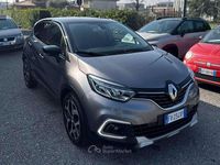 Usata Renault Captur 90 CV (66 kW) 2019 Grigio SUV
