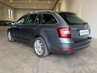 Usata Skoda Octavia Style 150 CV (110 kW) 2019 Grigio scuro metallizzato Station wagon