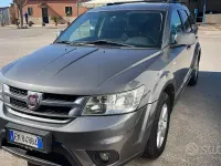 Usata Fiat Freemont 140 CV (102 kW) 2012 Grigio SUV