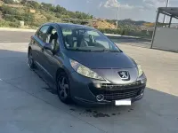 Usata Peugeot 207 73 CV (53 kW) 2008 Grigio Berlina