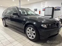 Usata BMW 320 150 CV (110 kW) 2004 Nero Station wagon