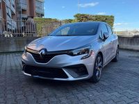 Begagnad Renault Clio V R.S. 140 HK (102 kW) 2022 Silver Sedan