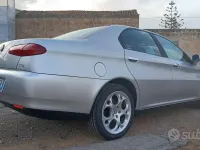 Usata Alfa Romeo 166 150 CV (110 kW) 2003 Grigio Berlina