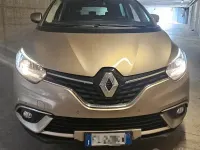 Usata Renault Scénic III Intens 110 CV (80 kW) 2017 Marrone Monovolume