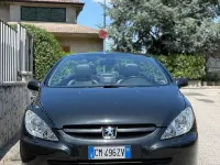 Usata Peugeot 307 CC 109 CV (80 kW) 2004 Nero Cabrio