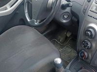 Usata Toyota Yaris 69 CV (50 kW) 2009 Rosso Utilitaria