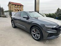 Usata Audi Q8 Sport 286 CV (210 kW) 2022 Grigio SUV