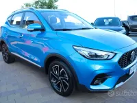 Usata MG ZS Luxury 106 CV (77 kW) 2024 Bluazzurro SUV