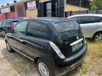 Usata Lancia Ypsilon 90 CV (66 kW) 2008 Nero Utilitaria