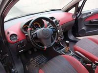 Usata Opel Corsa Club 75 CV (55 kW) 2011 Berlina