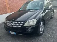 Usata Mercedes ML320 224 CV (164 kW) 2007 Nero SUV