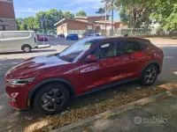 Usata Ford Mustang Extended Range 136 CV (100 kW) 2021 Rosso Station wagon