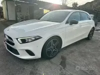 Usata Mercedes A180 150 CV (110 kW) 2020 Bianco Berlina