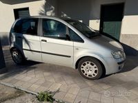 Usata Fiat Idea 90 CV (66 kW) 2010 Grigio Monovolume