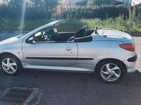 Usata Peugeot 206 CC 109 CV (80 kW) 2006 Cabrio