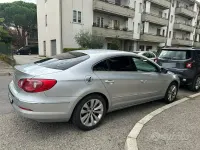 Usata VW Passat 140 CV (102 kW) 2010 Grigio Berlina