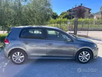 Usata VW Golf VI 105 CV (77 kW) 2011 Utilitaria