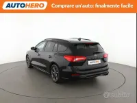 Usata Ford Focus 125 CV (91 kW) 2019 Nero Berlina
