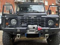 Usata Land Rover Defender 122 CV (89 kW) 2001 Nero Station wagon