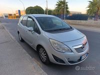 Usata Opel Meriva 95 CV (69 kW) 2011 Grigio Monovolume
