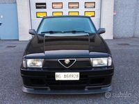 Usata Alfa Romeo 75 Quadrifoglio Verde 165 CV (121 kW) 1991 Nero Berlina