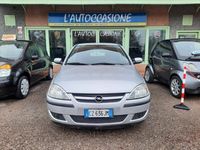 Usata Opel Corsa 60 CV (44 kW) 2006 Argento Utilitaria