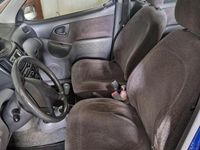 Usata Toyota Yaris 2000 Blu Station wagon