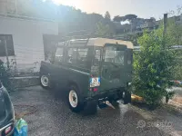 Usata Land Rover Defender 122 CV (89 kW) 2001 Verde SUV