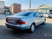 Usata Mercedes CLK200 Elegance 192 CV (141 kW) 1998 Argento Coupé