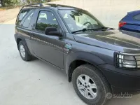 Usata Land Rover Freelander 111 CV (81 kW) 2003 Grigio SUV