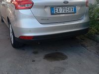 Begagnad Ford Focus 120 HK (88 kW) 2015 Grå Sedan
