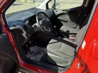 Usata Ford Courier 75 CV (55 kW) 2018 Rosso Monovolume