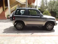 Usata Mitsubishi Pajero 114 CV (83 kW) 2003 Argento SUV