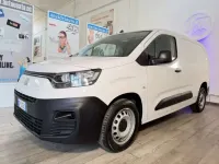 Usata Fiat Doblò 102 CV (75 kW) 2023 Bianco Monovolume